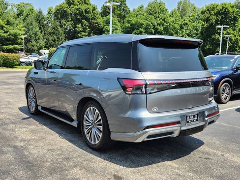Certified 2025 INFINITI QX80 Sensory AWD/4WD image 3