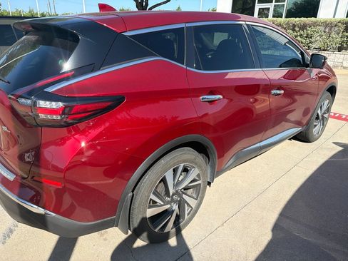 Used 2024 Nissan Murano SL FWD image 3