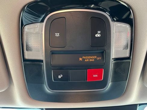 Used 2025 Hyundai Sonata SEL FWD image 21