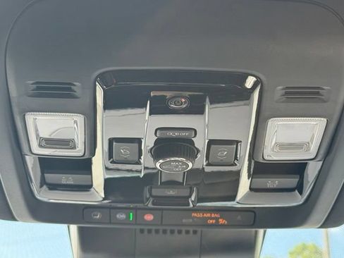 New 2026 Chevrolet Tahoe High Country w/ Sun And Tow Package AWD/4WD image 20