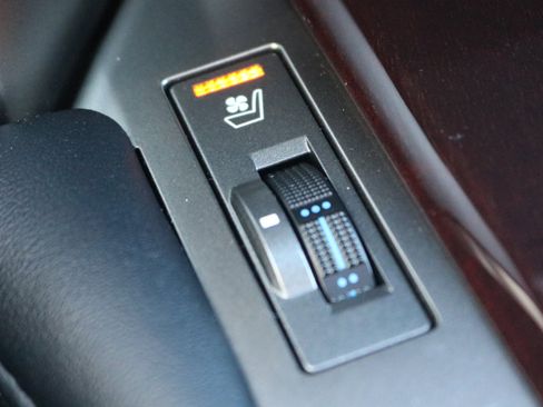 Used 2017 Lexus GX 460 Luxury image 22