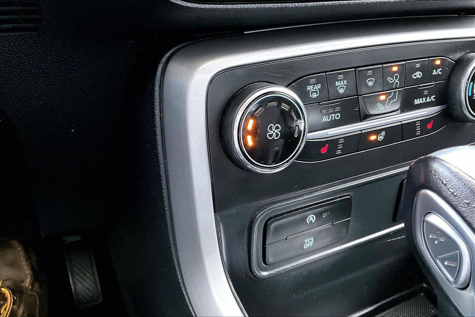 Used 2019 Ford EcoSport Titanium FWD image 15