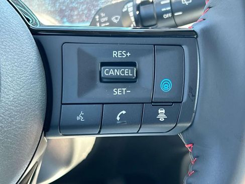 New 2026 Nissan Kicks SR w/ Cold Weather Package AWD/4WD image 24