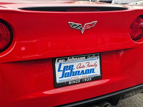 Used 2007 Chevrolet Corvette Base w/ Preferred Equipment Group image 21