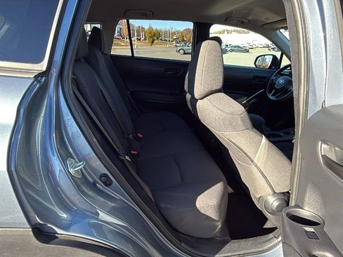 Used 2023 Toyota Corolla Cross LE image 19