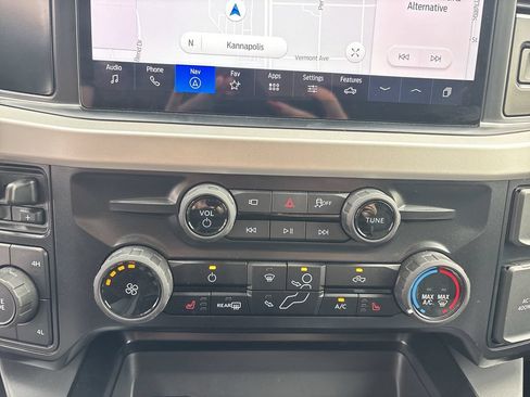 Used 2026 Ford F450 XLT w/ XLT Premium Package AWD/4WD image 16
