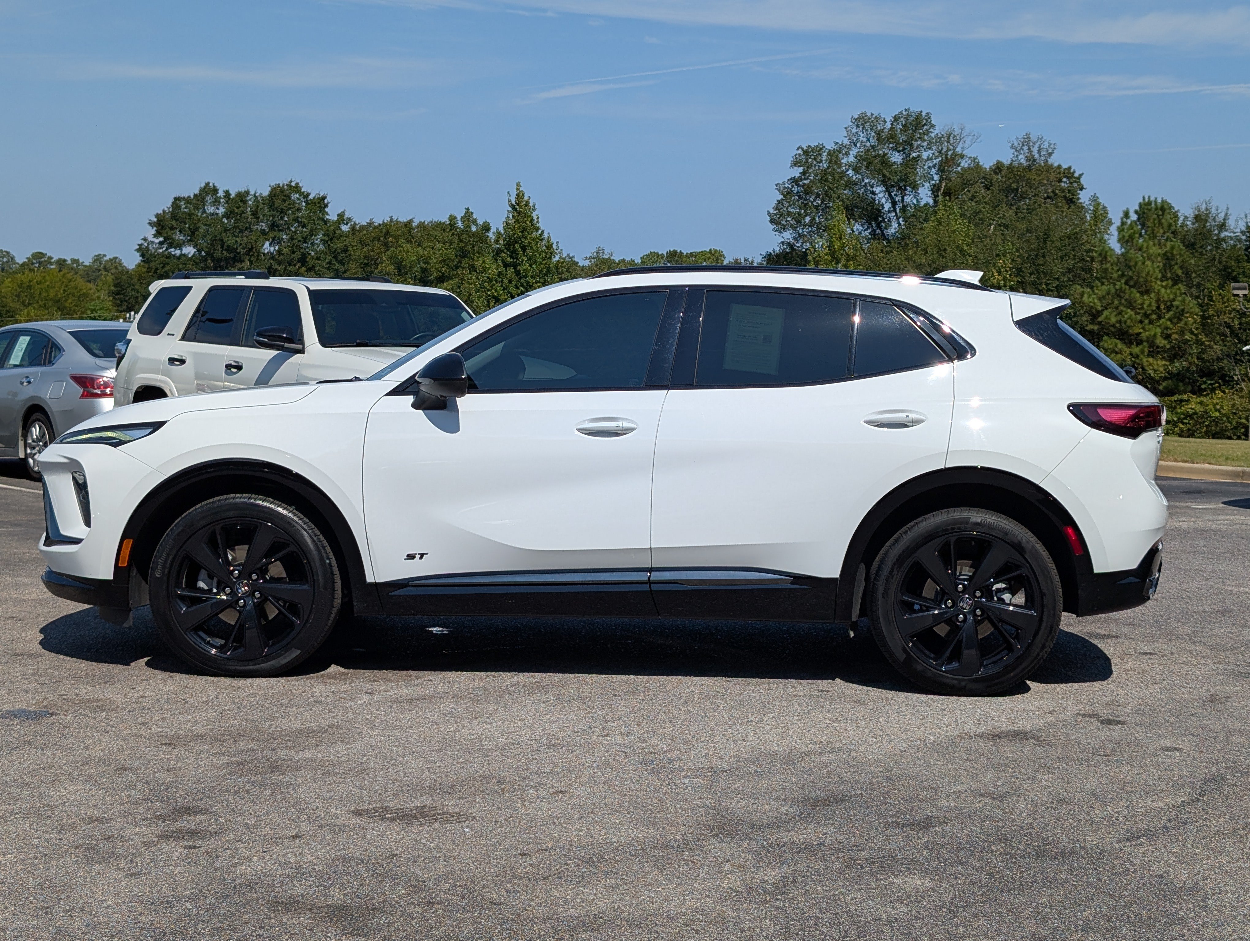 Used 2025 Buick Envision Sport Touring AWD/4WD image 6