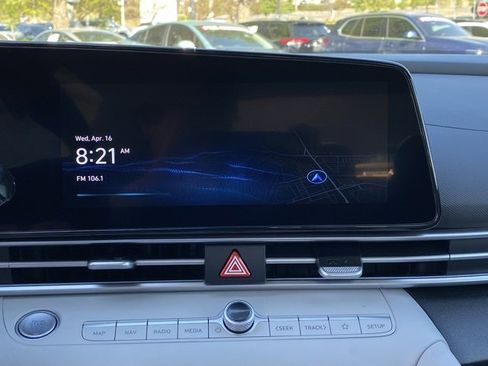 New 2025 Hyundai Elantra Limited image 20