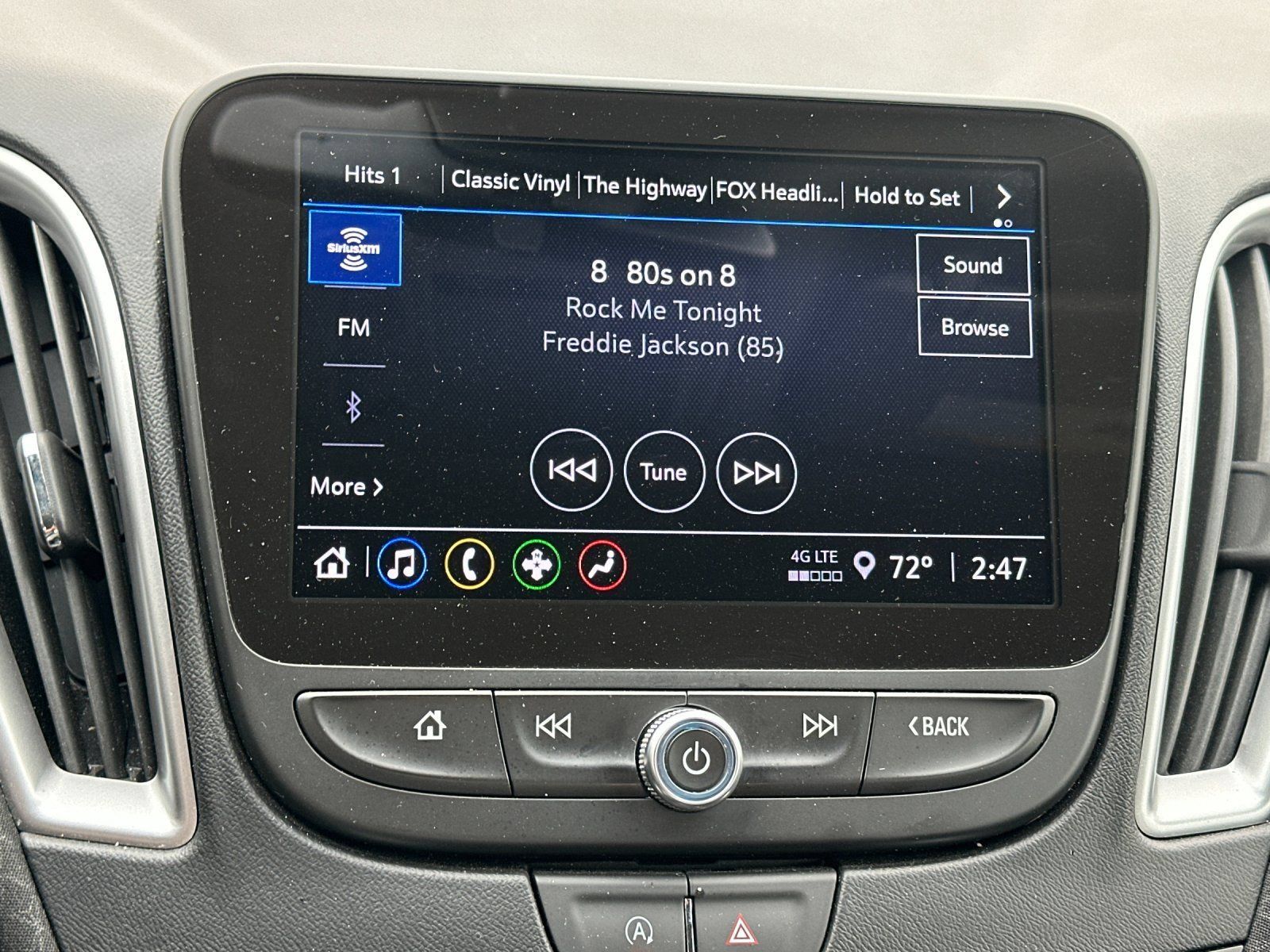 Used 2025 Chevrolet Malibu LT FWD image 19