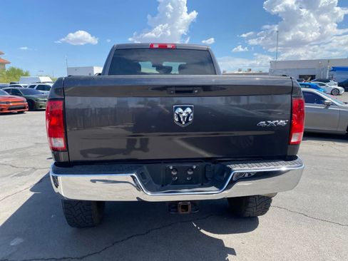 Used 2018 RAM 2500 Tradesman w/ Chrome Appearance Group AWD/4WD image 7