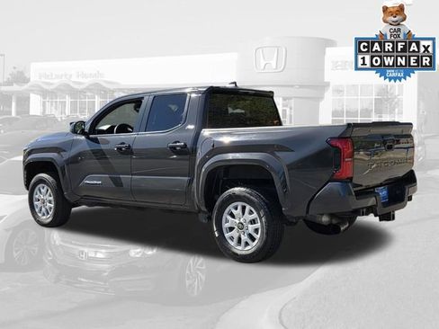 Used 2024 Toyota Tacoma SR5 image 3