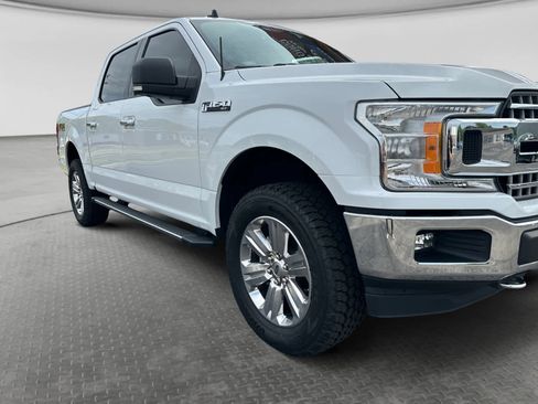 Used 2019 Ford F150 XLT w/ Equipment Group 302A Luxury AWD/4WD image 23