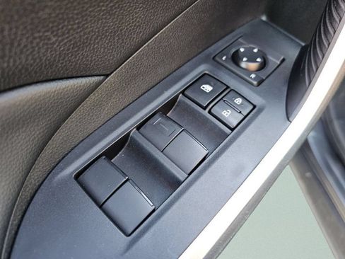 Used 2024 Toyota RAV4 LE AWD/4WD image 27