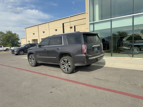 Used 2017 GMC Yukon Denali w/ Open Road Package AWD/4WD image 6