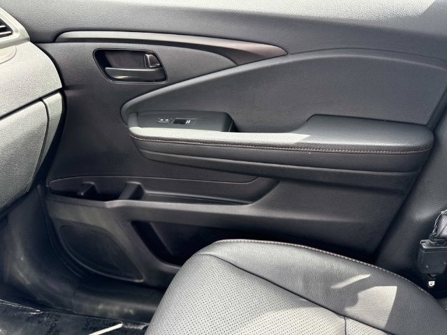 Certified 2024 Honda Passport TrailSport image 23