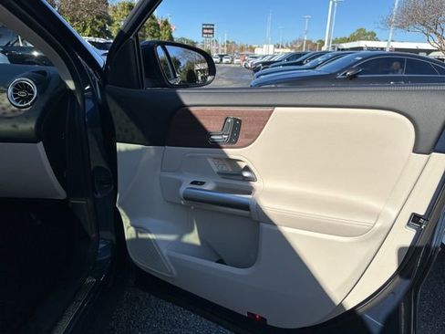 Certified 2023 Mercedes-Benz GLA 250 image 35