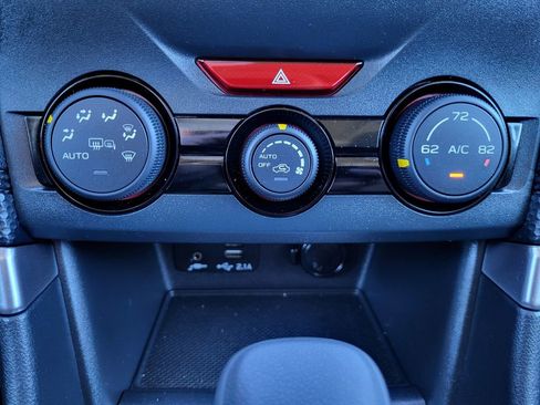 Used 2023 Subaru Forester Premium image 14