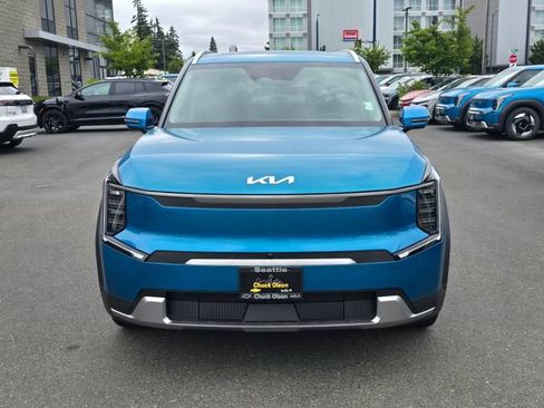 New 2026 Kia EV9 Wind AWD/4WD image 8