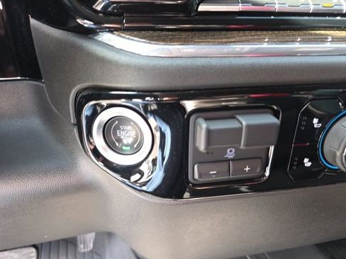 Used 2024 Chevrolet Silverado 2500 LT w/ Z71 Sport Edition image 30