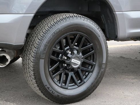 Used 2021 Ford F250 Lariat AWD/4WD image 7