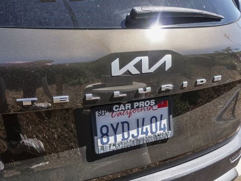 Certified 2022 Kia Telluride EX w/ EX Premium Package image 13