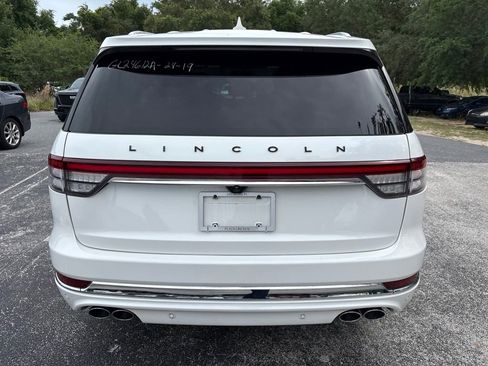 Used 2024 Lincoln Aviator Black Label AWD/4WD image 4
