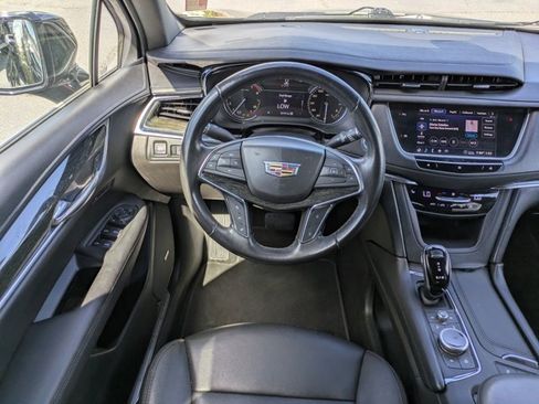 Used 2020 Cadillac XT5 Premium Luxury image 18