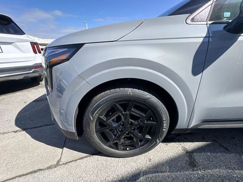 New 2026 Kia Carnival SX image 10