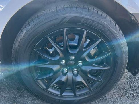 Used 2019 Ford Transit Connect XL image 14