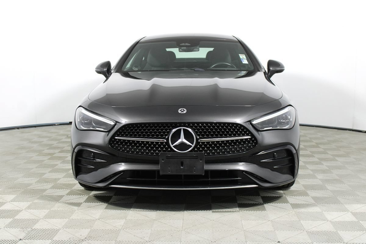 Used 2025 Mercedes-Benz CLE 300 4MATIC Coupe image 27