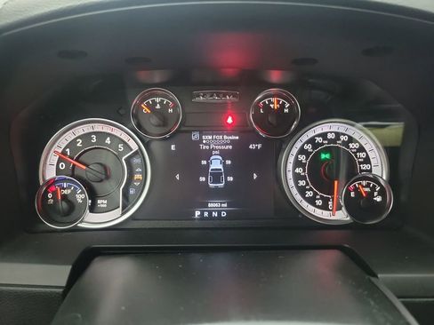Used 2018 RAM 3500 Laramie image 16