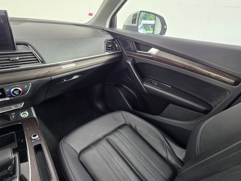 Used 2024 Audi Q5 2.0T Premium AWD/4WD image 39
