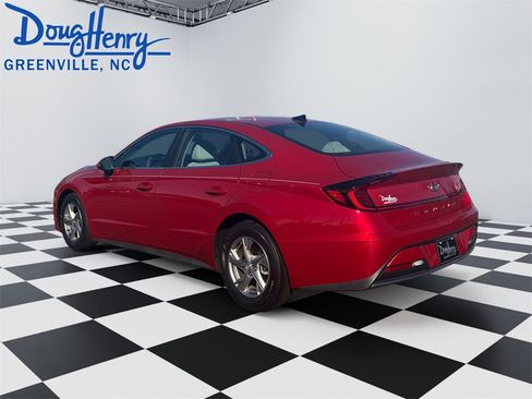 Used 2022 Hyundai Sonata SE image 3