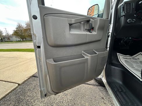 Used 2021 Chevrolet Express 2500 Extended w/ Driver Convenience Package RWD image 36