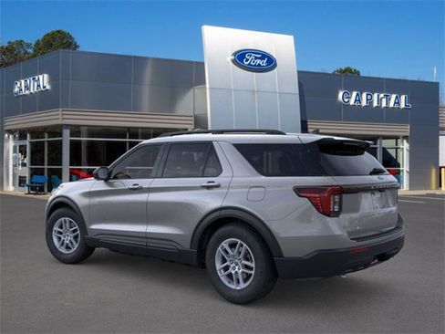 New 2026 Ford Explorer Active image 4