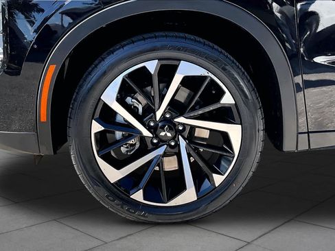 Used 2024 Mitsubishi Outlander SE FWD image 12