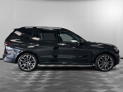 Used 2026 BMW X7 xDrive40i AWD/4WD image 9