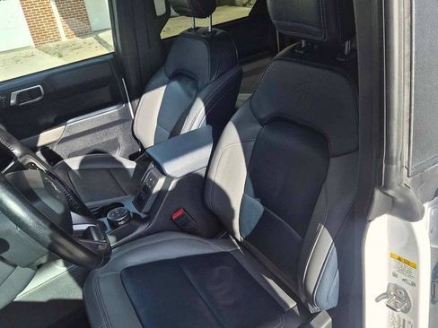 Used 2023 Ford Bronco Outer Banks AWD/4WD image 16