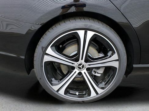 Used 2025 Mercedes-Benz C 300 Sedan image 20