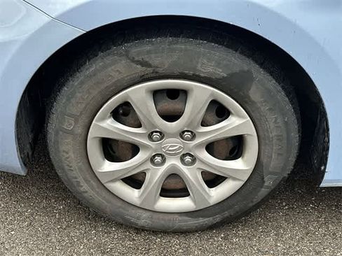 Used 2014 Hyundai Accent GLS image 19