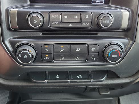 Used 2019 Chevrolet Silverado 1500 LT AWD/4WD image 21