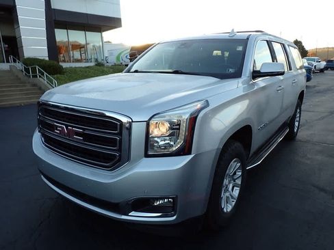 Used 2019 GMC Yukon XL SLT image 9