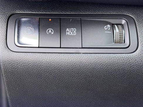 Used 2026 Chevrolet Equinox RS w/ Safety and Technology Package FWD image 25