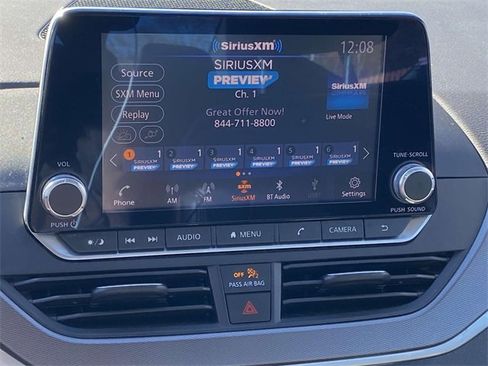 Used 2024 Nissan Altima 2.5 SR image 25