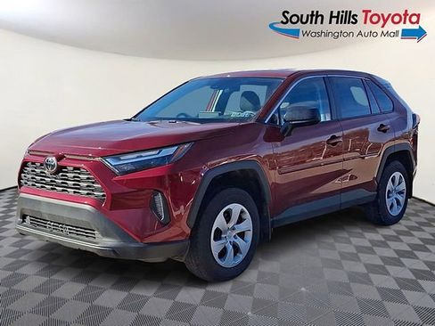 Used 2025 Toyota RAV4 LE AWD/4WD image 3