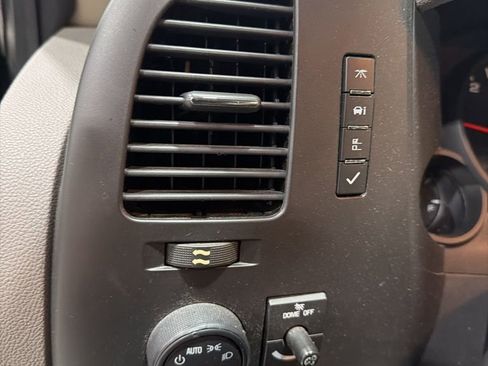 Used 2011 GMC Sierra 1500 SL image 17