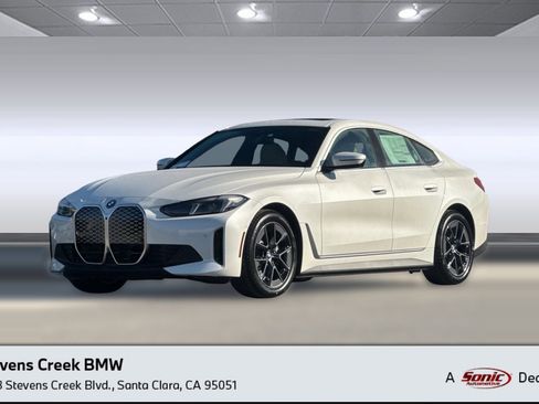 Used 2025 BMW i4 xDrive40i image 1