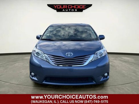 Used 2015 Toyota Sienna XLE FWD image 9