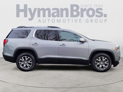 Used 2023 GMC Acadia SLT w/ Technology Package image 2