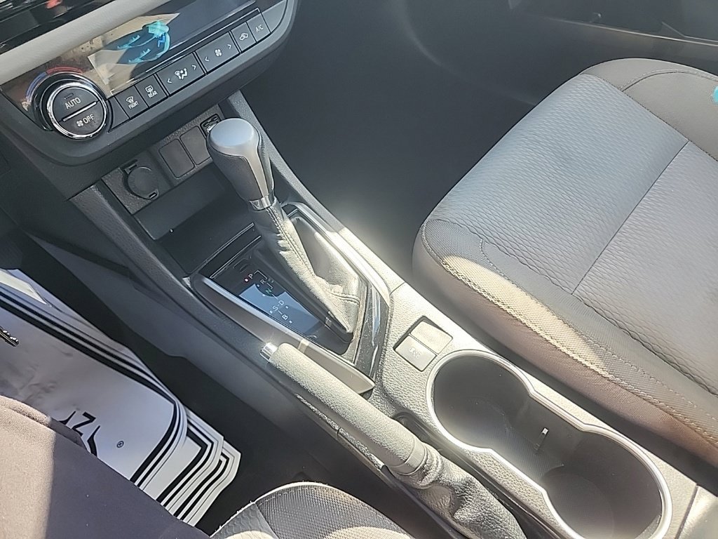 Used 2016 Toyota Corolla LE FWD image 20